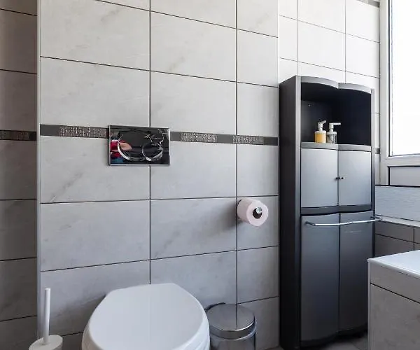 Promenade Rooftop Flat *